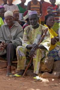 réunion avec les vieux du village, village de Boré, Togo